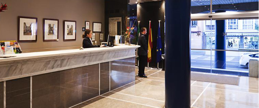 Catalonia Santa Justa - Reception